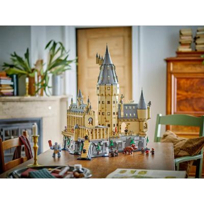 8. LEGO Harry Potter 76454 Schloss Hogwarts: Hauptturm