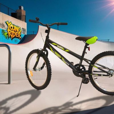 20. KINDERFAHRRAD 20. ENERO JUNGER FAHRER