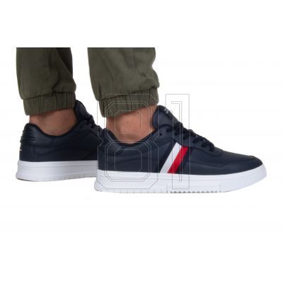 6. Tommy Hilfiger Supercup Leather Stripes M Schuhe FM0FM04824 DW5