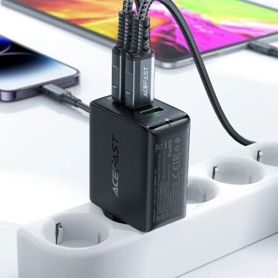 7. Acefast Schnellladegerät GaN (2x USB-C / USB-A) PPS / PD / QC4+ 65W weiß (A41)