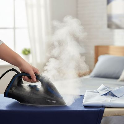 9. ESPERANZA Dampfbügeleisen Rayon 2600W EHI012
