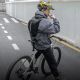 6. Rockbros H32 Trinkrucksack mit 2-Liter-Wasserreservoir für Radfahren und Laufen – Schwarz