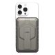 13. Powerbank UAG Rugged 10K – 10000 mAh mit Standfuß, kabelloses Laden mit 10 W, MagSafe-kompatibel, Kabel im Lieferumfang (black/titanium)