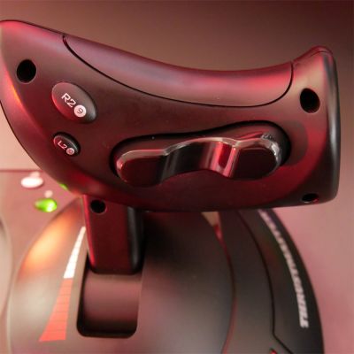 6. Thrustmaster T.Flight Hotas X Schwarz Flugsimulator PC