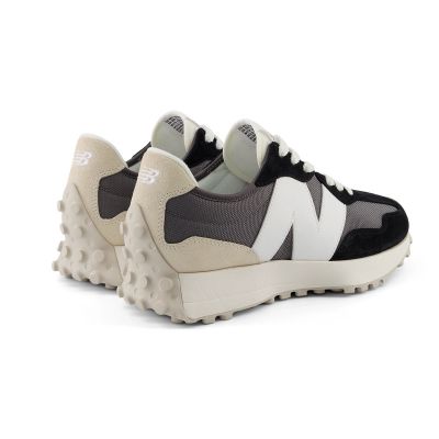 6. New Balance Unisex U327FE Schuhe