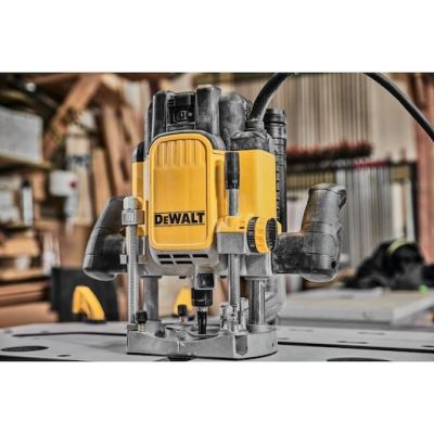 12. DEWALT 2300W DWE625 Fräse