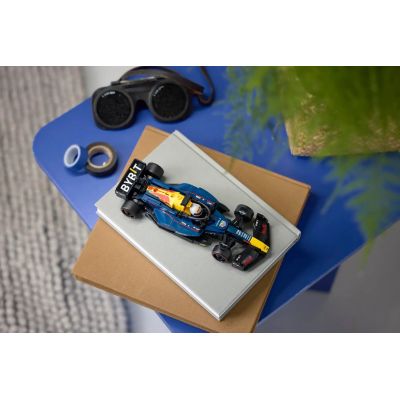 4. LEGO Speed Champions 77243 Oracle Red Bull Racing RB20 F1-Rennwagen