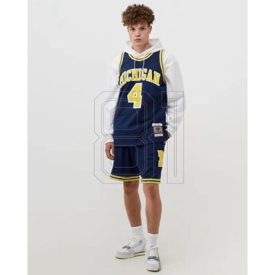 4. Mitchell & Ness NCAA Swingman Road Trikot Michigan1991 Chris Webber SMJY4437-UMI91CWEASBL