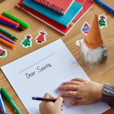 5. Dekorativer Gartenzwerg, 15 cm, Junge