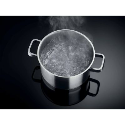 25. Electrolux KDI641723K Schwarz Einbaugerät 60 cm Kombi 4 Zonen
