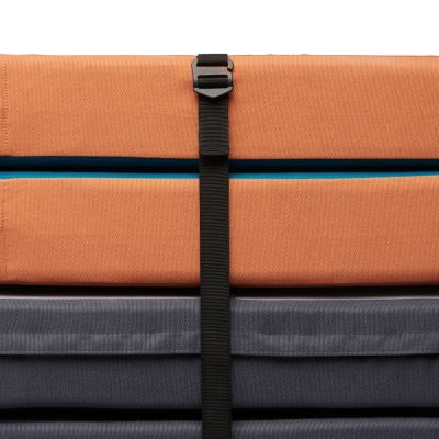 5. Crashpad Black Diamond Circuit Crash Pad - Lagune