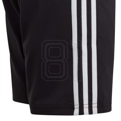 8. adidas Essentials 3-Streifen Woven Jr HR6332 Shorts