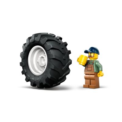 14. LEGO City 60498 Traktor