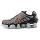 4. NIKE Nike Shox TL AV3595-011 LT Rauchgrau/Helles Mandarin