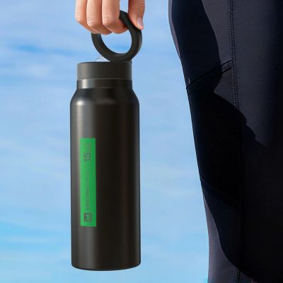 11. AmazingThing Magnetische Wasserflasche mit MagSafe-kompatibler Halterung für Sport und Training – Schwarz