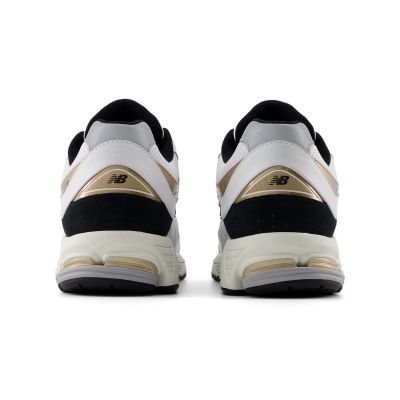 4. New Balance M2002RPN Schuhe