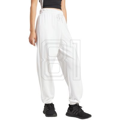 4. adidas Essentials French Terry-Hose mit Bündchen und kleinem Logo W JD9923