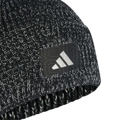 3. adidas Run CR Cap HY0671