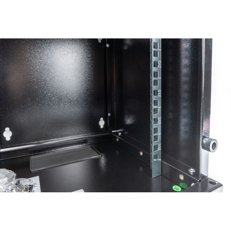 13. Digitus DN-10-06U-B Schrank – 6U