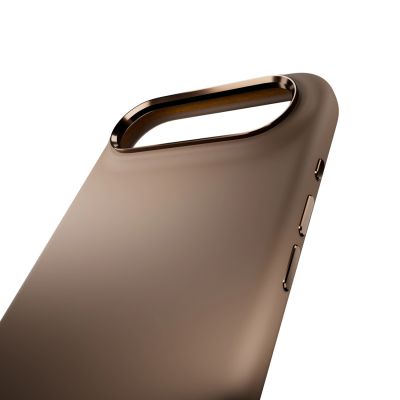 6. Puro Icon Mag Pro Flüssigsilikonhülle für iPhone 17 Air, MagSafe-kompatibel, mit Kameraschutz und Aluminiumknöpfen – Braun