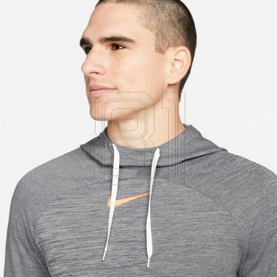 9. Nike DF Academy M DQ5051 010 Sweatshirt