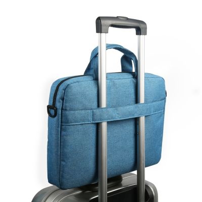 5. Lenovo Casual Toploader T210 GX40Q17230 Laptoptasche (15,6"; Blau)