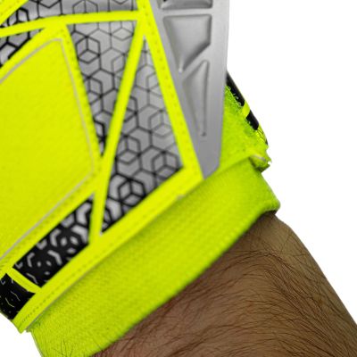 14. Reusch Attrakt Freegel Silver Jr 5572235 2025 Torwarthandschuhe