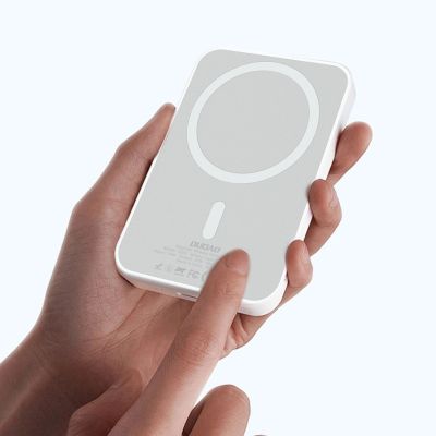 5. Dudao K26 Powerbank 10000mAh 20W USB-A / USB-C / MagSafe - Weiß