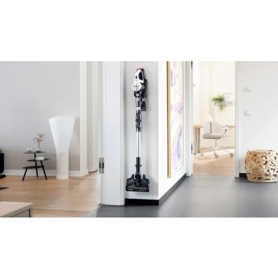 24. BOSCH BCS 711XXL Staubsauger