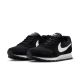 6. Nike MD Runner 2 Schuhe 749869-018