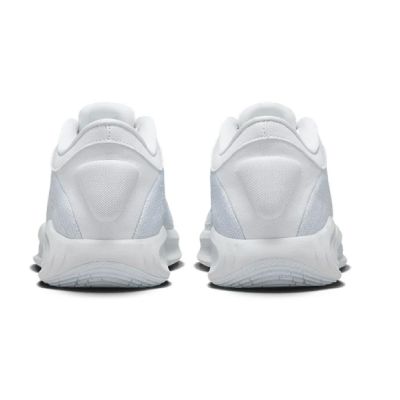 9. NIKE GT Hustle Academy FJ7791-101 Schuhe