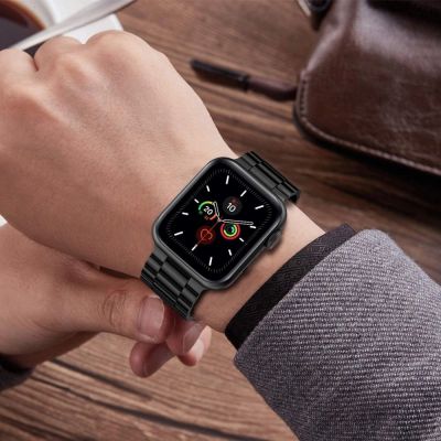3. Tech-Protect Edelstahlarmband für Apple Watch 4 / 5 / 6 / 7 / 8 / 9 / SE / Ultra 1 / 2 (42/44/45/49 mm) – Schwarz
