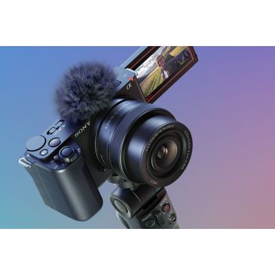 8. Sony ZV-E10 II + 16-50 mm f/3.5-5.6 OS-Kamera