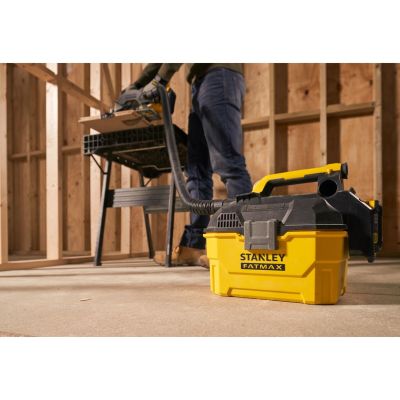 8. Stanley FATMAX SFMCV002B-XJ Staubsauger, 7,5-Liter-Trommelsauger, beutellos, für Trocken- und Nasssauganlagen