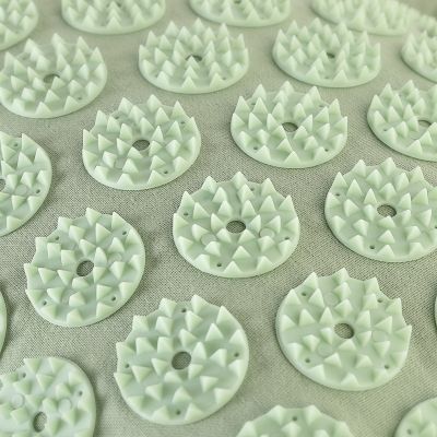 5. Spokey AKUMAT Massagematte mit Kissen