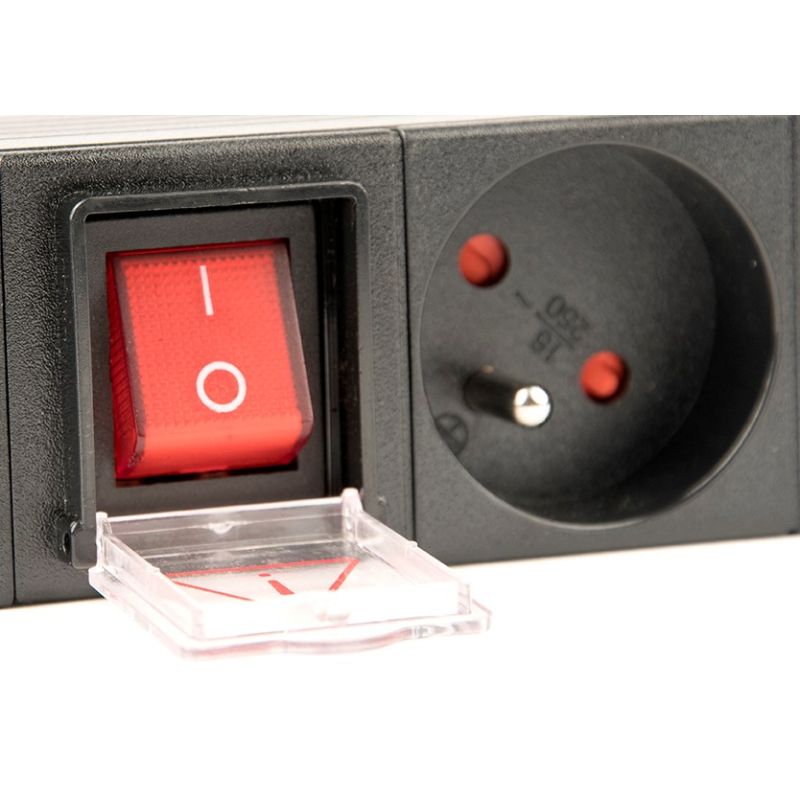 3. GEMBIRD 19-Zoll-Rack-Steckdosenleiste PDU EG-PDU-014-F, 1 HE, 16 A, 8 französische Steckdosen, Schuko-Stecker, 3-m-Kabel