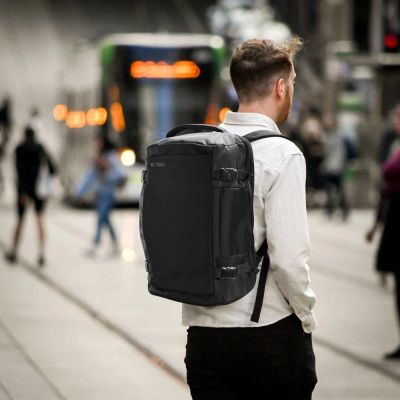 13. Tech-Protect Defender S40 Rucksack für Ryanair & Wizzar, 20 l Laptop, Schwarz