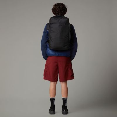 9. The North Face Base Camp Reisetasche 42L - Schwarz