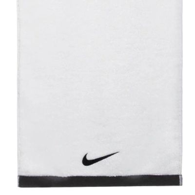 3. Handtuch FUNDAMENTAL TOWEL MEDIUM NP