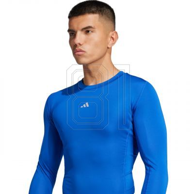4. Adidas Techfit Langarmshirt M JP2921