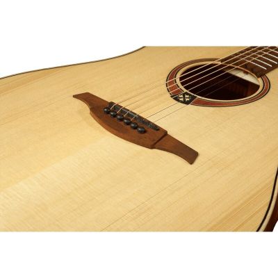 4. Lag GLA T 70 D - Tramontane Akustikgitarre
