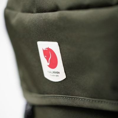 10. Fjällräven Skule Top 26 Laptop-Rucksack – Tiefwald