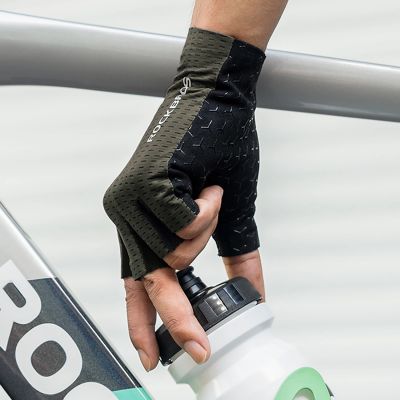 6. Rockbros Atmungsaktive Kurzfinger-Fahrradhandschuhe, Größe: L - Grau