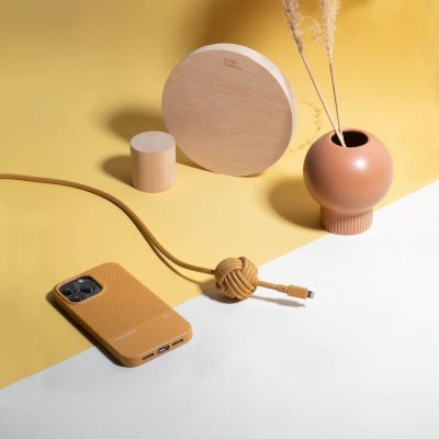 5. Native Union Night Cable - USB-C - Lightning-Kabel, 3 m (Kraftpapier)