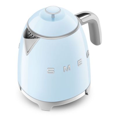 33. SMEG Wasserkocher KLF05PBEU 0,8 l pastellblauer Mini-Wasserkocher