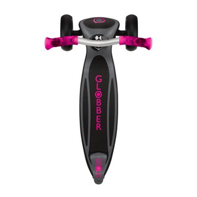 20. Globber Master Prime 3-Rad-Scooter / Schwarz - Neonpink 664-110