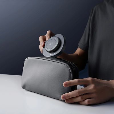 8. Baseus EnerFill FF11 15W Faltbares Induktionsladegerät mit 20W Netzteil und 1m USB-C-Kabel – Schwarz