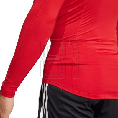 5. Adidas Techfit Langarmshirt M JP2926