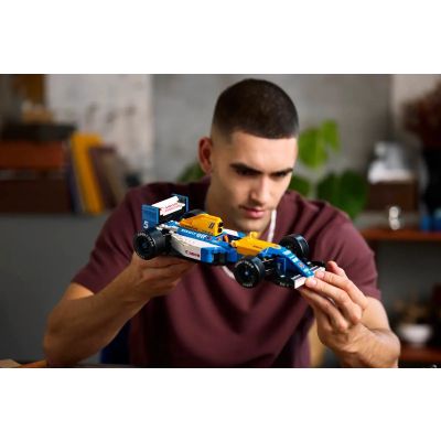9. LEGO ICONS 10353 Williams Racing FW14B und Nigel Mansell