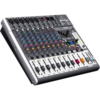 5. Behringer X1222USB - Audiomixer